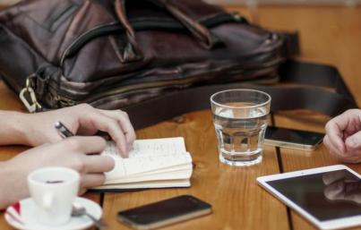 39 Strengths and Weaknesses To Discuss in a Job Interview
